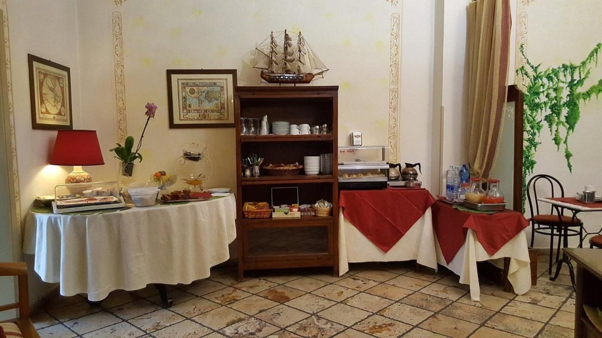 Hotel Minerva Пиза Екстериор снимка
