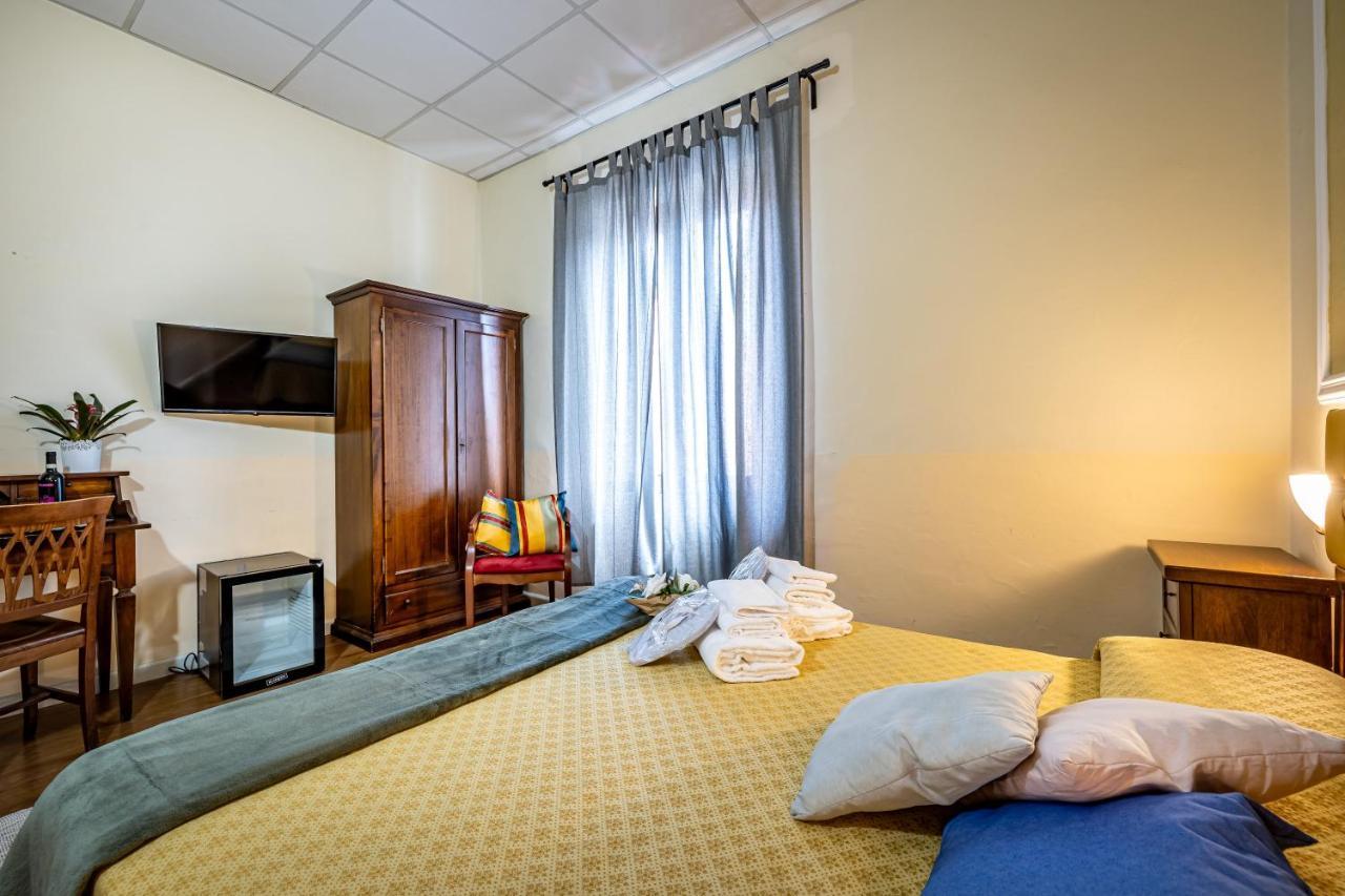 Hotel Minerva Пиза Екстериор снимка