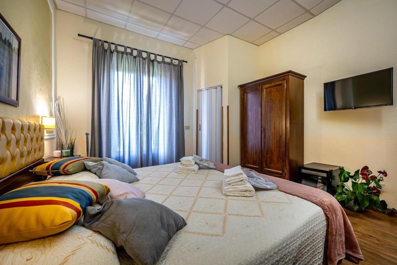 Hotel Minerva Пиза Екстериор снимка