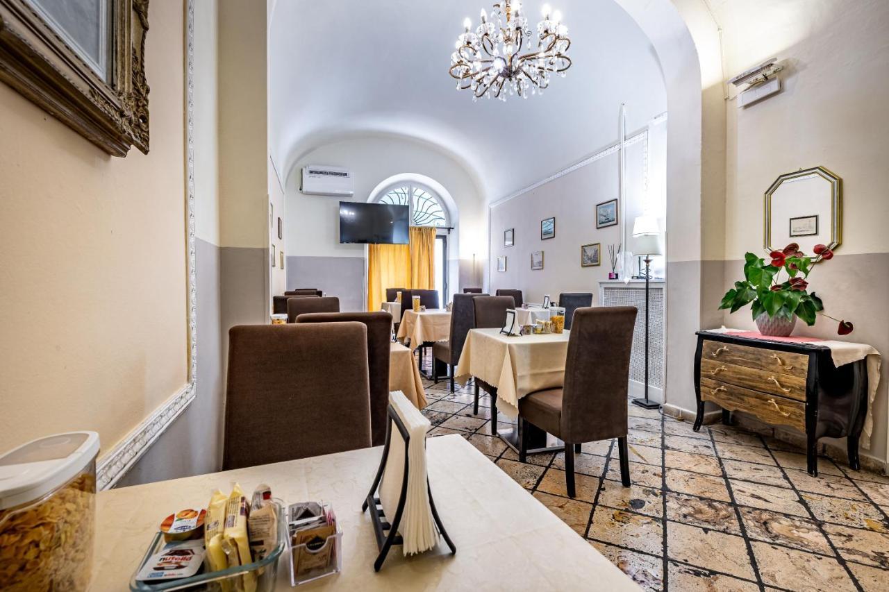 Hotel Minerva Пиза Екстериор снимка
